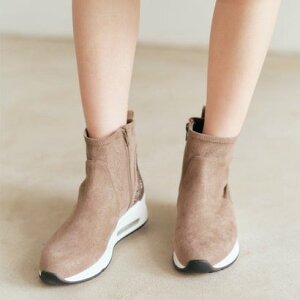 RJ COCA }CNt[X rW[fUC GA\[ nCJbgXj[J[ iuEj