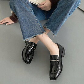 シューズインクローゼット Shoes in Closet -シュークロ- 軽量やわらか スクエアトゥ ビット ローファー 2874（ブラック/エナメル）