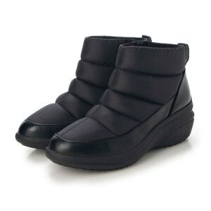 C^R ITALICO v y  _Eu[c iubNj