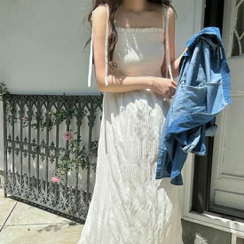 ラウアー LAUIR シャーリング肩リボンキャミワンピース （オフホワイト）