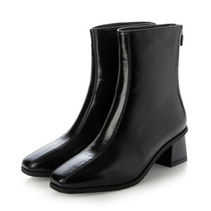 �i�`�������t���b�N�X NATURAL FLEX Square Glow Ankle Boots �iBLACK�j