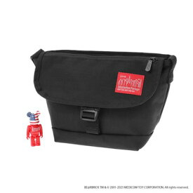 マンハッタンポーテージ Manhattan Portage Nylon Messenger Bag Flap Zipper Pocket w/ BE@RBRICK 2023 （Black）