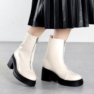 oeB[h[ LiBERTYDOLL tgWbvu[c / 9126 iAC{[j