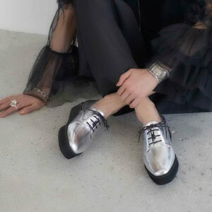 yCΉz[XAbvvbgtH[iVo[j