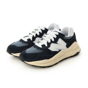 �j���[�o�����X New Balance M5740CD �i�l�C�r�[�j