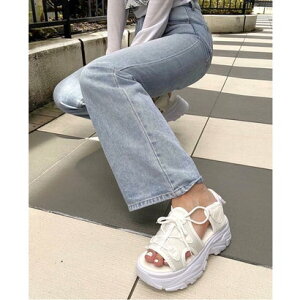 アールアンドイー R&E 【24SS新作】レースアップスニーカーソールサンダル (アイボリー)