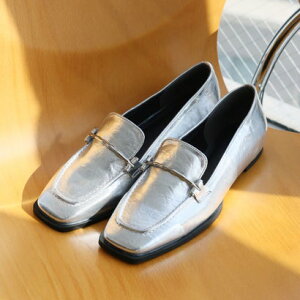 BBA VIVIAN XNGAgDs[X\[rbgt[t@[ iVo[j