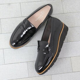 アルテミス バイ ダイアナ artemis by DIANA 厚底コインローファー （黒人工エナメル）