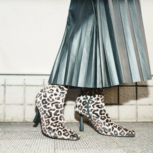 XeB[u }f STEVE MADDEN nCq[Xgb`V[gu[c iIp[hj