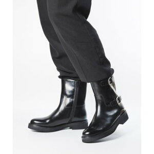 J ObV Luca Grossi _uxgGWjAu[c iubNj