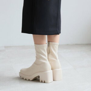 BBA VIVIAN XNGAgDXgb`V[gu[c ix[WRrj