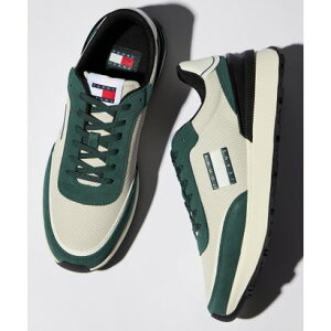 g~[W[Y TOMMY JEANS eNjJi[GbZVXj[J[ i}`j