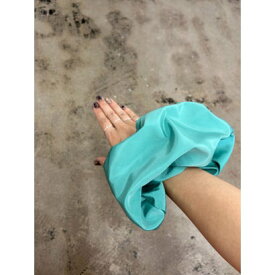 チーク cheek チーク big shushu hand strap（グリーン） （GRN）