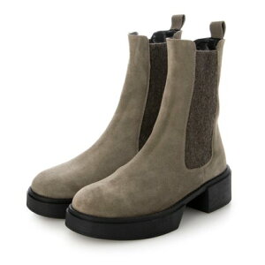 y{v / C^Az WJsTeB GIANLUCA PISATI TChSAV[gu[c iGYj