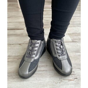 Ahbg adottona yGA[z5.5?q[hXj[J[ iGMTj