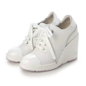 プラスダイアナ +diana 【軽量】ヒールアップスニーカー (白人工スムース)