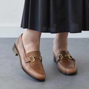 J ObV Luca Grossi ^rbg[t@[ iI[Nj