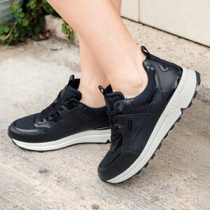 u\ bussola Jp[XAbvXj[J[ iubNRrj