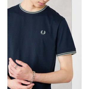 �t���b�h�y���[ FRED PERRY �y���{���K�i�zTWIN TIPPED T-SHIRT M1588 T�V���c ���� �J�b�g�\�[ �i�l�C�r�[�n2�j