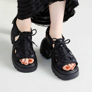 BBA VIVIAN ꃌ[XAbvXj[J[T_ iubNj