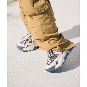 XeB[u }f STEVE MADDEN {[\[_u[XAbvXj[J[ iO[x[Wj