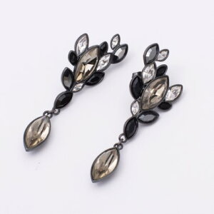 AK^ p AGATHA PARIS pGktFbgAIyAy^sAX iw}^Cg^K^j