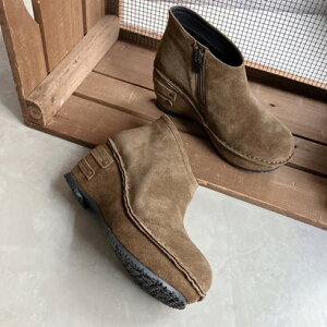 qi fC O[ Hina Day Green {v  ANu[c iI[uj