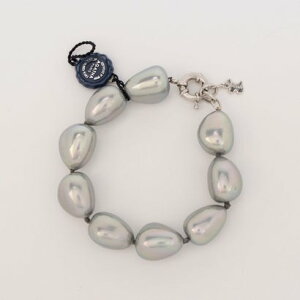 AK^ p AGATHA PARIS }WJuXbgAO[ iO[j