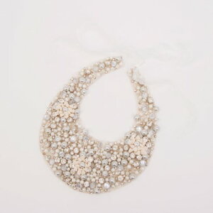 AK^ p AGATHA PARIS 35ANSAlbNXAA iWhitej