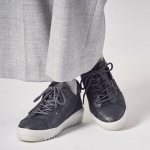 TChWbvU[Xj[J[700 iO[xVo[j