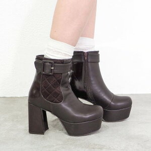 oCAViKIWT by Ȃ q[LeBOu[c i_[NuEj