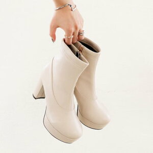 oCAViKIWT by Ȃ q[Xgb`u[c iAC{[j