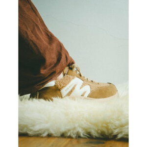 XeB[u }f STEVE MADDEN XG[ht@[Xj[J[ iuEj