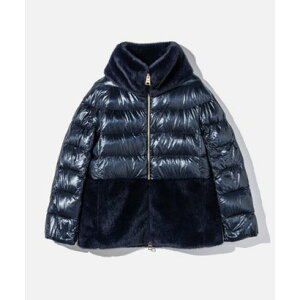 �w���m HERNO �w���m HERNO CAPES �P�[�v NYLON ULTRALIGHT AND LADY ALTERNATIVE FUR �i�C�����E���g�����C�g���j���[���f�B �iBLU NAVY�j