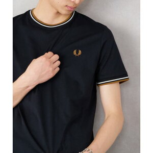 �t���b�h�y���[ FRED PERRY �y���{���K�i�z���V�F�ǉ��� TWIN TIPPED T-SHIRT �t���b�h�y���[ �e�B�b�v���C�� �����|�C���g���S�h�JT�V���c M1588V �i�u���b�N�n���̑�5�j
