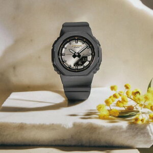 �yG-SHOCK�z���ۏ����f�[���L�O����G-SHOCK / GMA-P2126W-8AJR �i�_�[�N�O���[�j