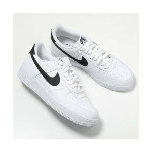�i�C�L NIKE NIKE �X�j�[�J�[ AIR FORCE 1 07 �G�A �t�H�[�X ���� CT2302 �i100/WHITE-BLACK�j