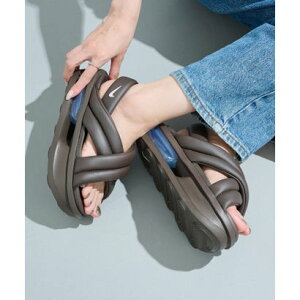 �i�C�L NIKE AIR MAX ISLA SANDAL ����X�|�[�c�T���_�� �{�����[���\�[�� �i�u���b�N�n���̑�2�j