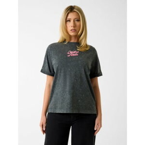 �Q�X GUESS QUIERO Amor Tee �iF90A�j
