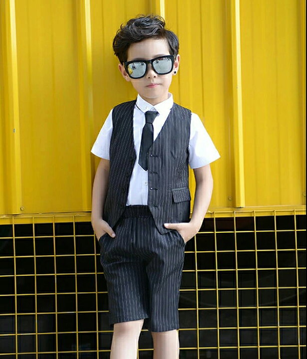 楽天市場 フォーマルスーツ 男の子 スーツ 子供 フォーマル ストライブ ベビースーツ 上下セット 子供 タキシード キッズ フォーマル 切り替え ベスト ハーフパンツ ネクタイ シャツ 半袖 夏 子供服 卒園式 発表会 結婚式 七五三 入学式 お宮参り 入学式 卒業式 Modanic