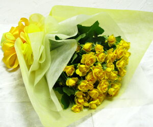 スプレー咲きの黄色バラ10本を花束にして　ミニバラ　生花　花束　誕生日　お祝い　記念日　フラワーギフト　バラ
