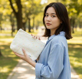 ポーチ おしゃれ 小物 コスメポーチ マスクポーチ 化粧ポーチ 小物いれ 北欧 レディース 花柄 かわいい ギフト 誕生日プレゼント ポーチ 小物入れ おしゃれ レディース 化粧ポーチ プレゼント母子手帳ケース 通帳ケース 整理整頓 小物入れ ポーチ 大きめ