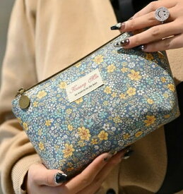 マチあり ポーチ おしゃれ 小物入れ コスメポーチ マスクポーチ 化粧ポーチ 小物いれ 北欧 レディース 花柄 かわいい ギフト 誕生日プレゼント 母子手帳ケース 通帳ケース 敬老の日 整理整頓がま口ポーチ ミニ mini ミニサイズ 化粧品 コスメ メイク 誕生日