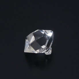 ハーキマーダイヤモンド原石(クォーツ) 2.92ct b-2984ニューヨーク州ハーキマー群だけで産出される水晶で、パワーストーンとして絶大な人気があります。通常のロッククリスタル（水晶）と大きく違うのはすべて無色であることと、ダブルポイントになっていることです。