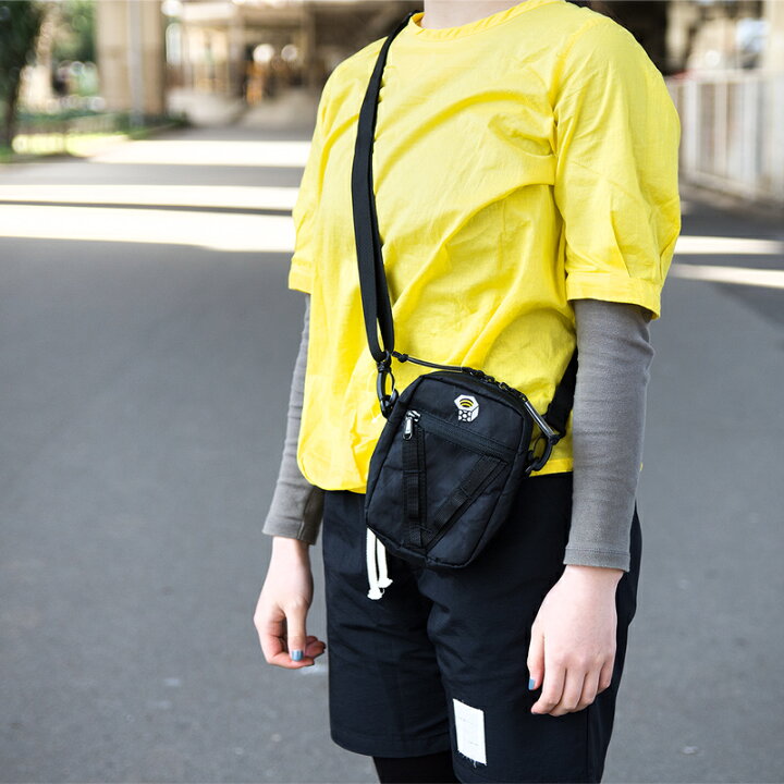 マウンテンハードウェア AFTER SIX SACOCHE(アフターシックス サコッシュ) REG 100(WHITE) OE9017 バッグ | lunatici.it