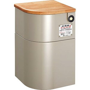 �G���x�[�^�[�p�h�Ѓ`�F�A�[ �L���O�W�� EVC100