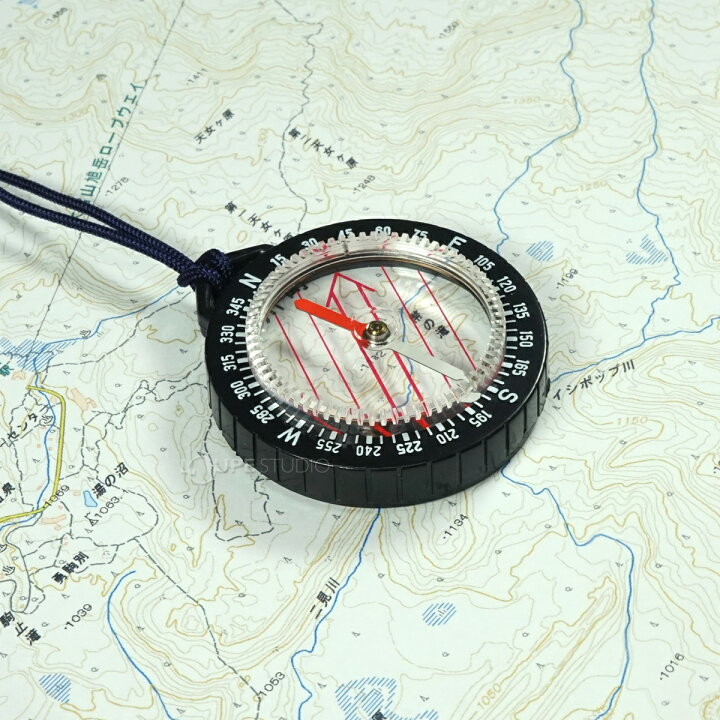 楽天市場 方位磁石 マップコンパス 851 オイルコンパス コンパス キャンプ レジャー 登山 方位磁針 アウトドア 防災 ルーペスタジオ