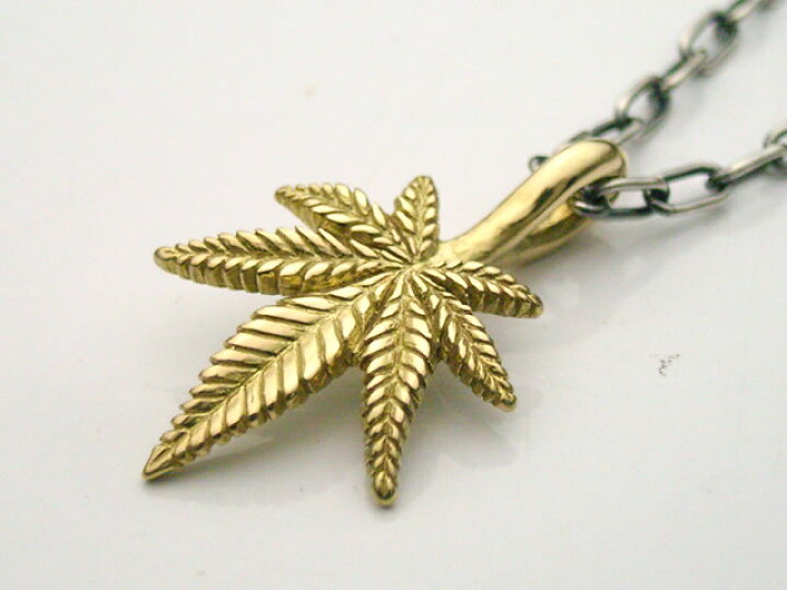 楽天市場】ゴールドアクセサリー 18金製の大麻草ペンダントトップ 