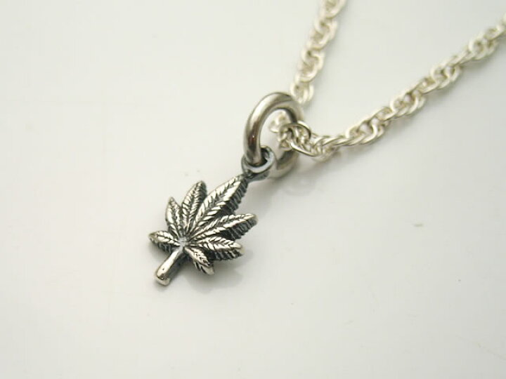 楽天市場】シルバーアクセサリー 大麻草（小）ペンダントトップ (nt043 