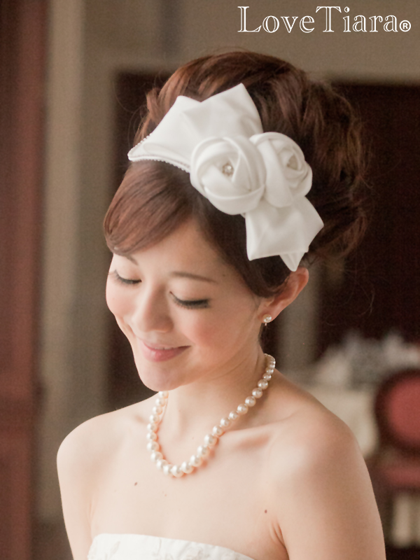 ティアラ 髪飾り ヘアアクセサリー 二次会 結婚式 ウェディング ヘアドレス フォーマル